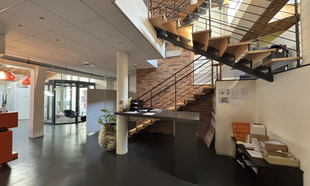 Vente immeuble à Annecy - réf. 4693 CO - Photo 1