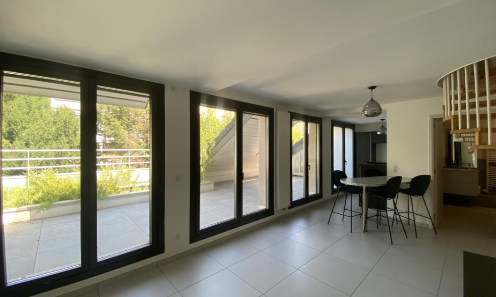 Location appartement Aix Les Bains 2 pièces 64 m2 - réf. 7472 - Photo 1