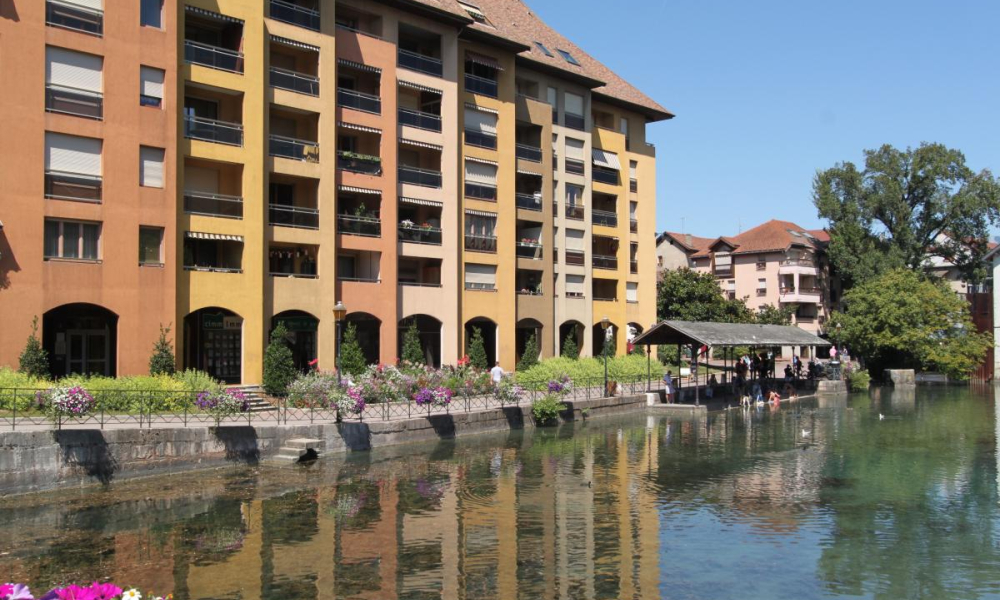 Location appartement Annecy 2 pièces 64 m2 - réf. 7133 - Photo 1