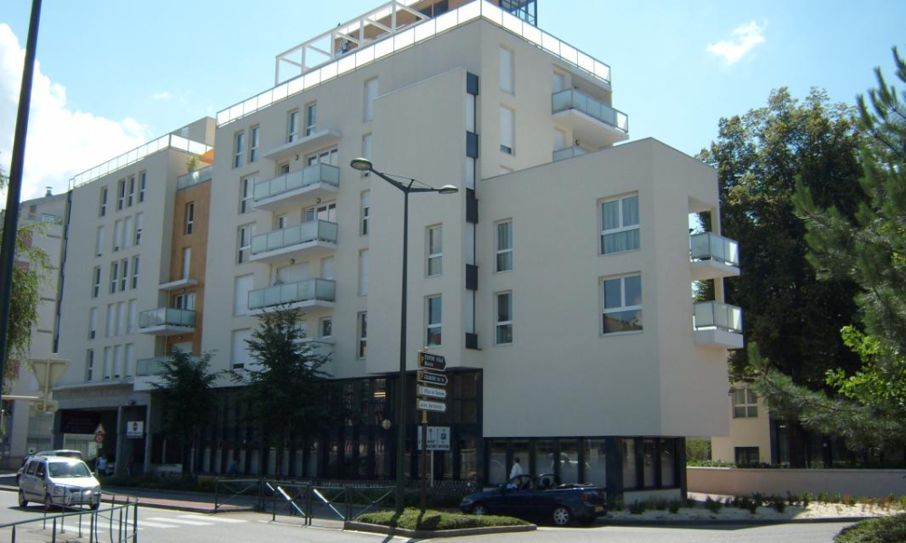 Location appartement Annecy 3 pièces 81 m2 - réf. 7521 - Photo 1