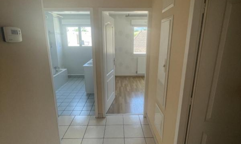 Location appartement Rumilly 3 pièces 72 m2 - réf. 7661 - Photo 8
