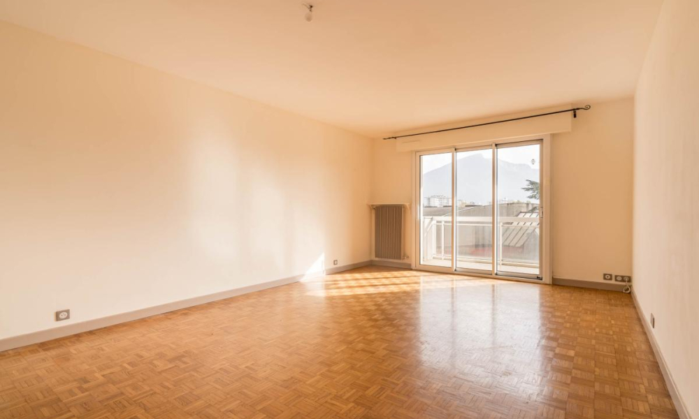 Location appartement Annecy 2 pièces 61 m2 - réf. 7687 - Photo 1