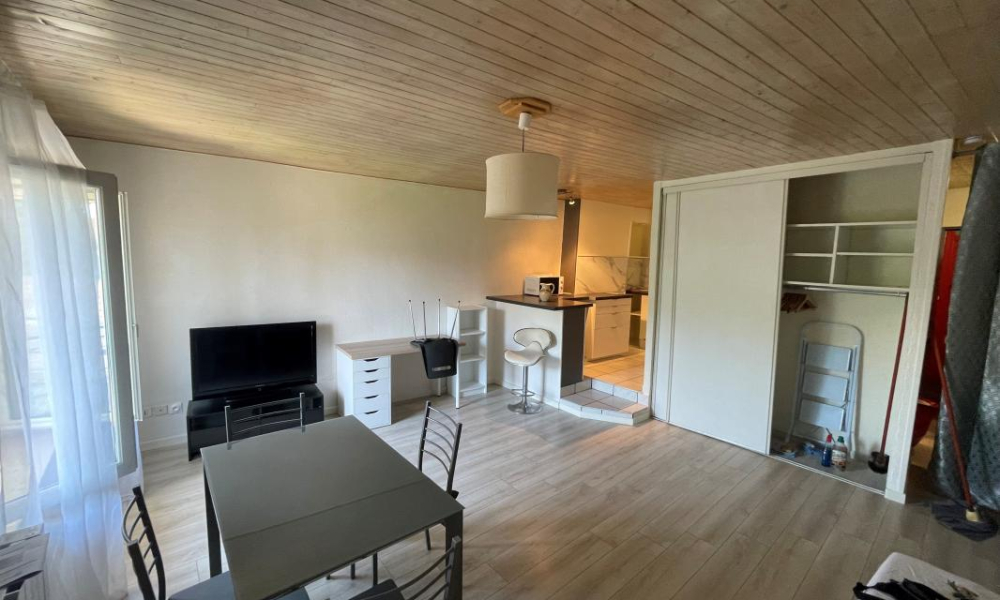 Location appartement Rumilly 1 pièces 33 m2 - réf. 7420 - Photo 2