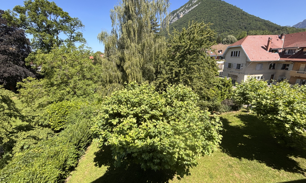 Vente appartement 4 pièces à Menthon-Saint-Bernard - réf. 4888 MSB - Photo 2