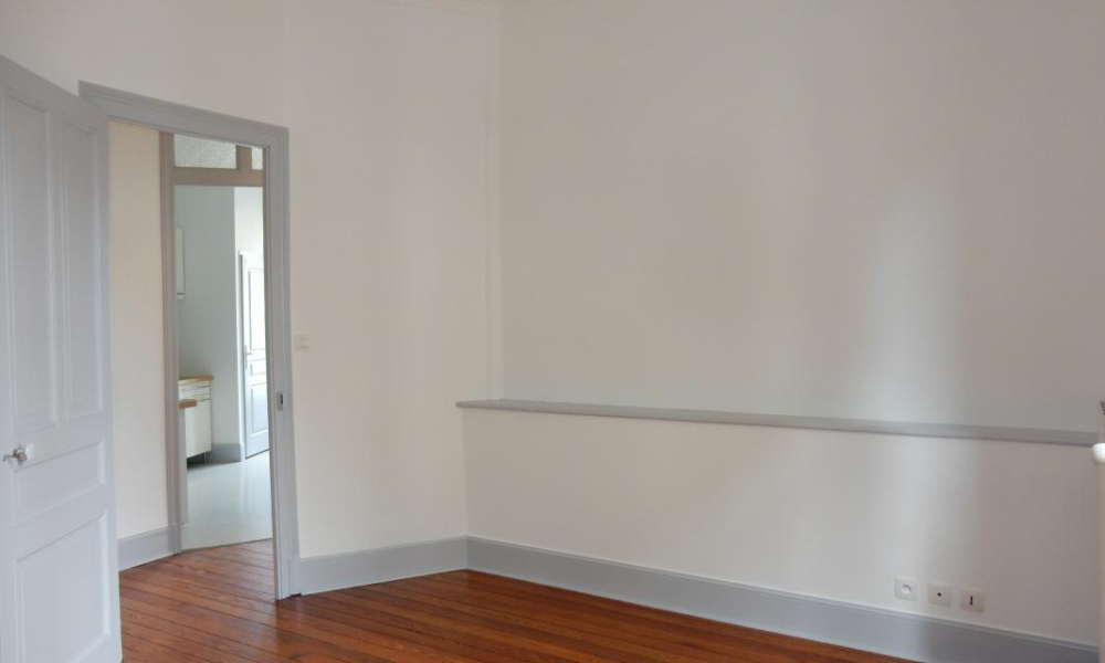 Location appartement Aix Les Bains 2 pièces 55 m2 - réf. 7790 - Photo 4