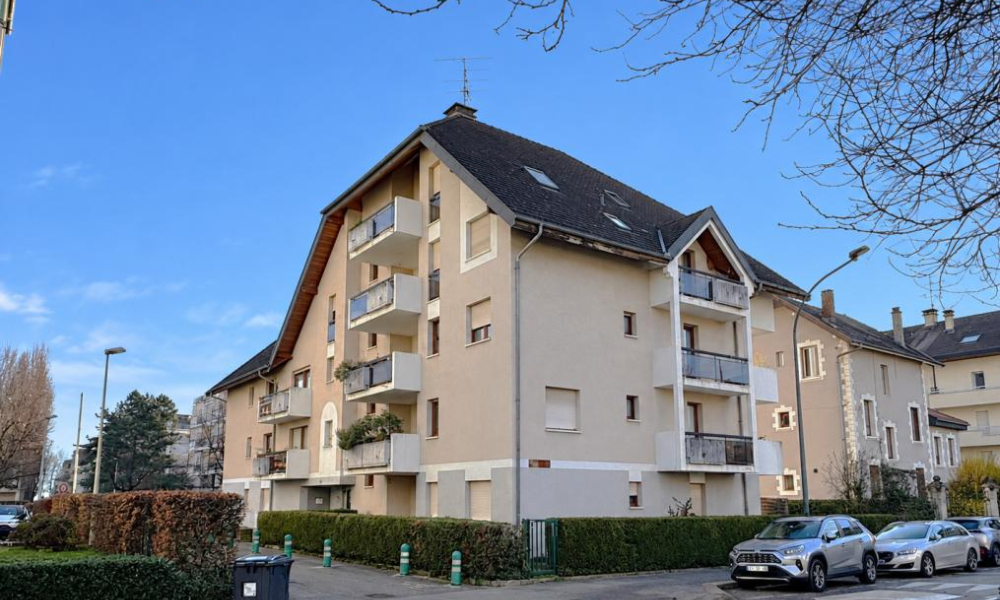 Location appartement Annecy 1 pièces 35 m2 - réf. 7796 - Photo 1