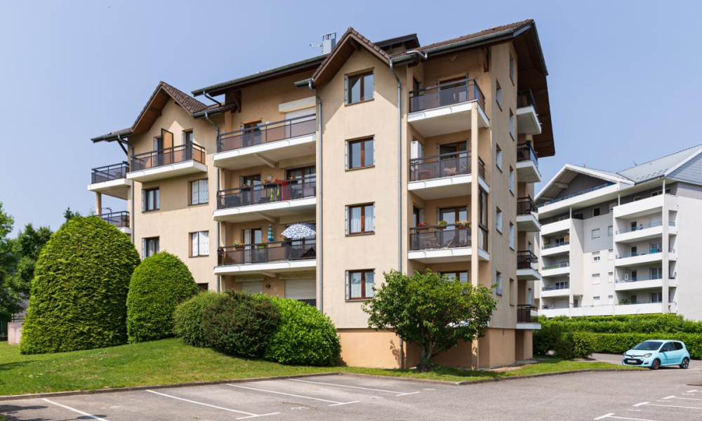 Location stationnement Rumilly pièces 1 m2 - réf. 7893 - Photo 1