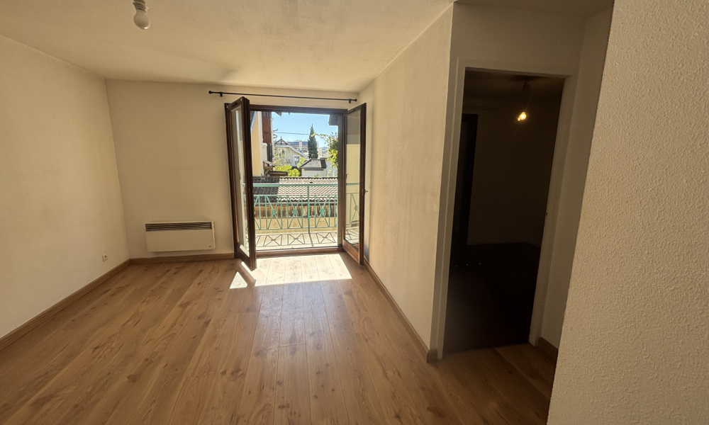 Vente appartement 2 pièces à Annecy - réf. 4944 LO - Photo 2
